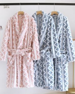 Peignoir Pilou homme en tissu agréable, style décontracté