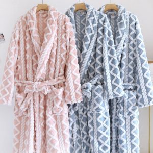 Peignoir Pilou homme en tissu agréable, style décontracté