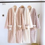 Robe de chambre Pilou Pilou femme en matière peluche chaude