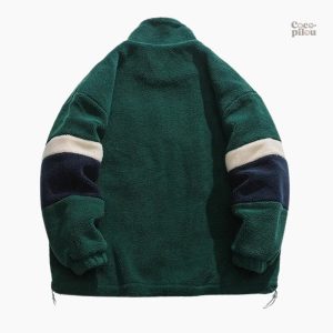Veste douce en moumoute, idéale pour un look décontracté et tendance
