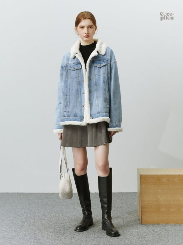 Veste en denim avec col en peluche