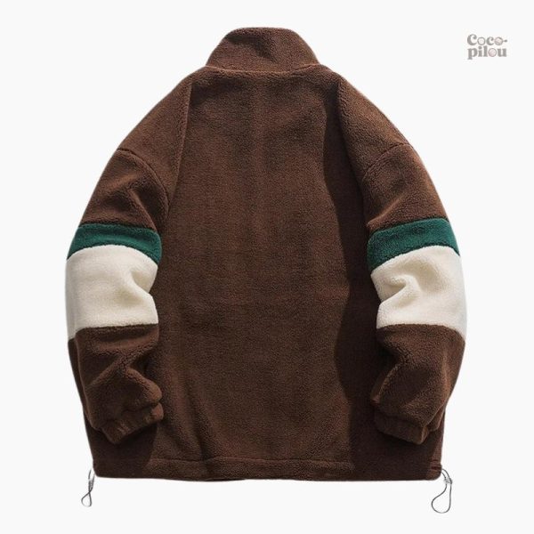 Manteau en moumoute marron, confort et chaleur pour l'hiver