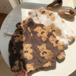 Veste fille en moumoute idéale pour l'hiver