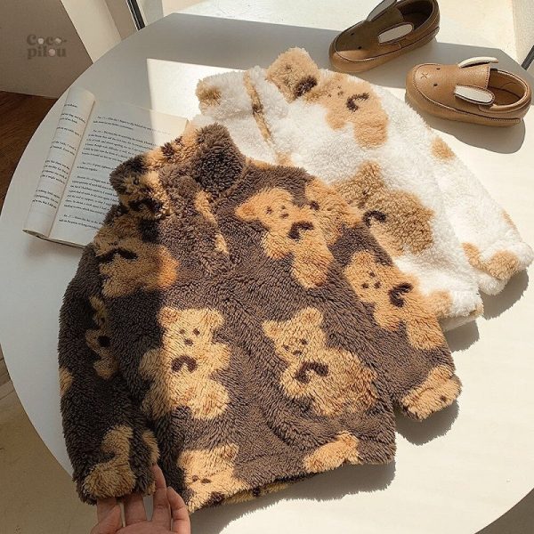 Veste fille en moumoute idéale pour l'hiver